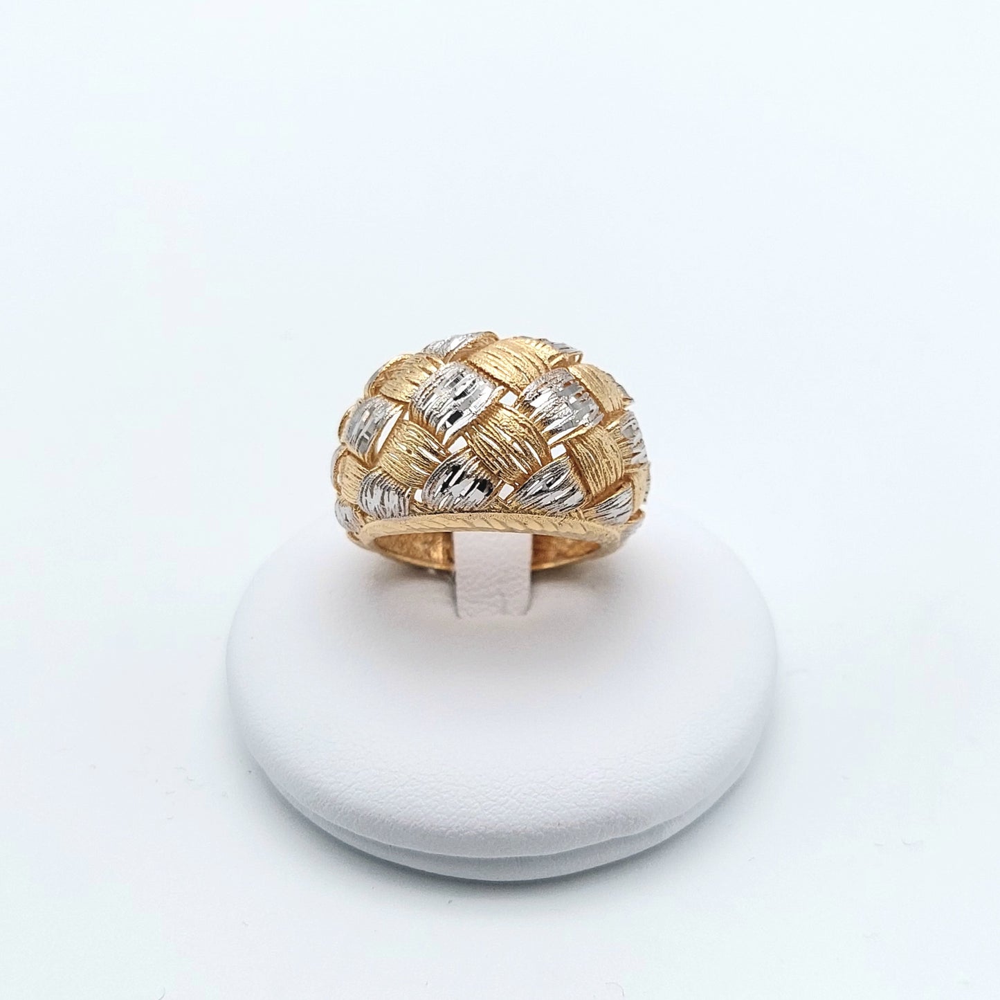 Anello in oro 18 kt in bicolore. AN-ORO010. Anello in elettromicrofusione. Misura 14.